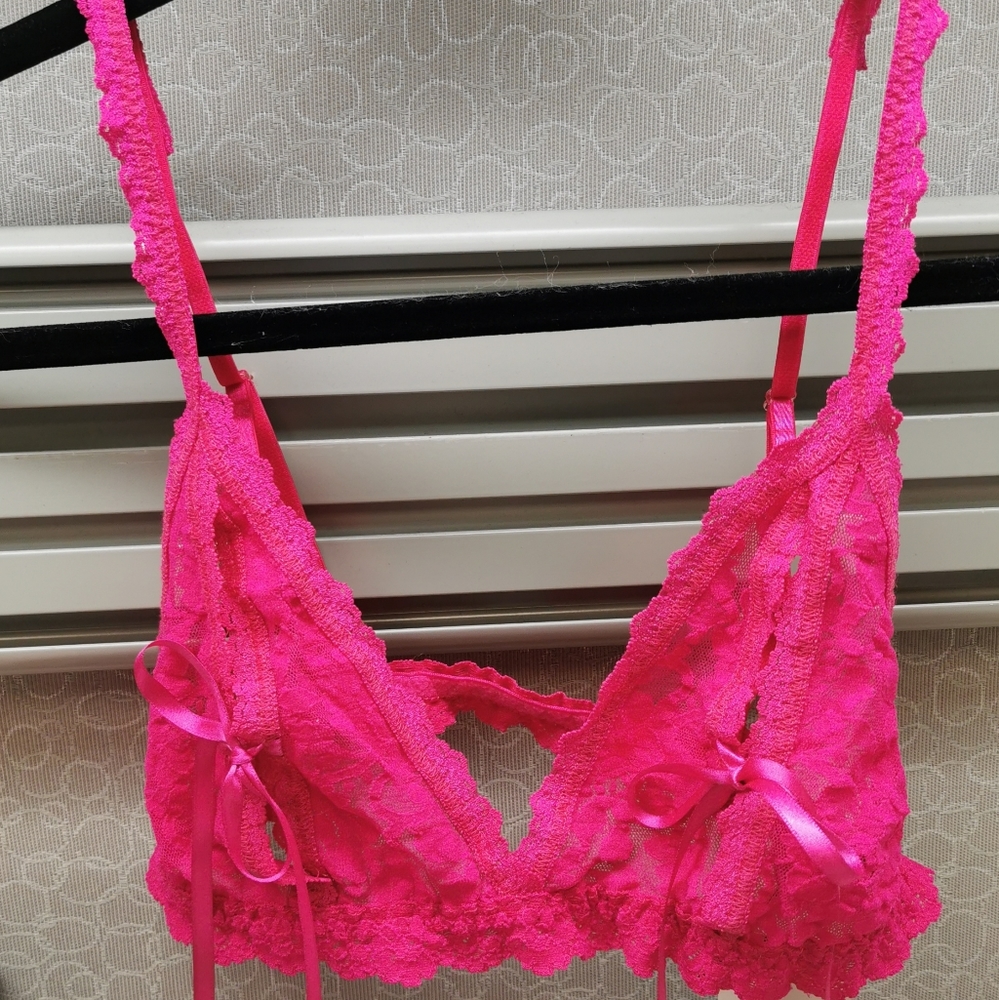 Hanky Panky After Midnight Hot Pink Bra size L